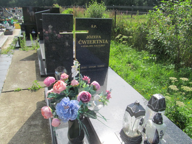 Grób Józefa Ćwiertnia